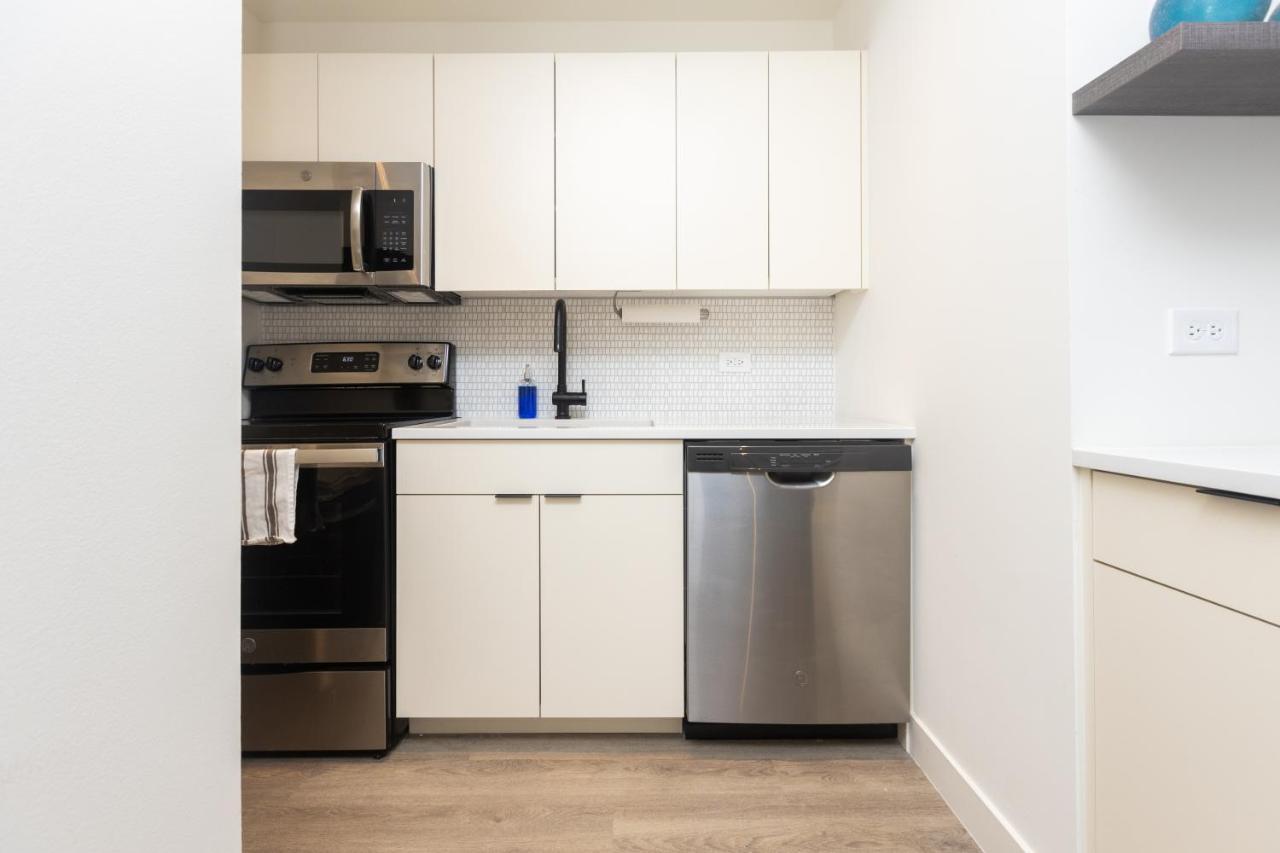 21 East - Chic Dt Apts With Rooftop By Zencity Chicago Exterior photo